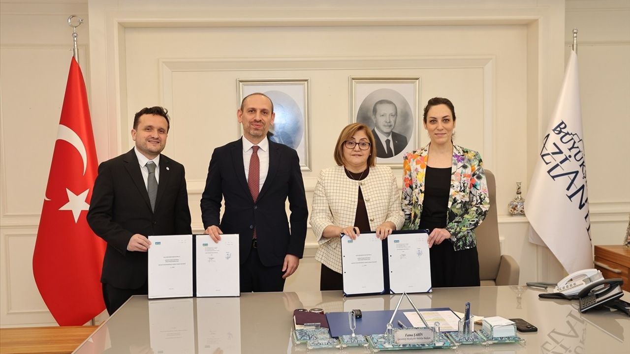 Gaziantep'te 58 Megavatlık Depolamalı Güneş Enerji Santrali Kurulacak