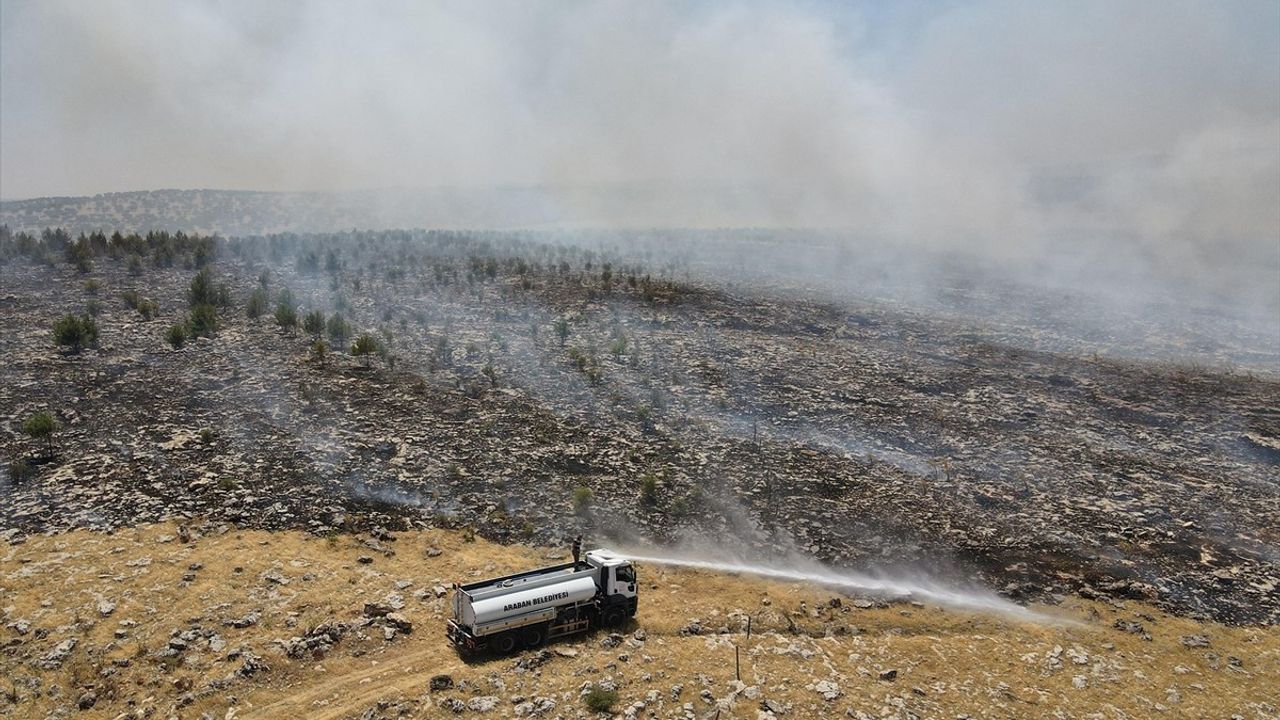 Gaziantep'te Çıkan Örtü Yangını Kontrol Altına Alındı