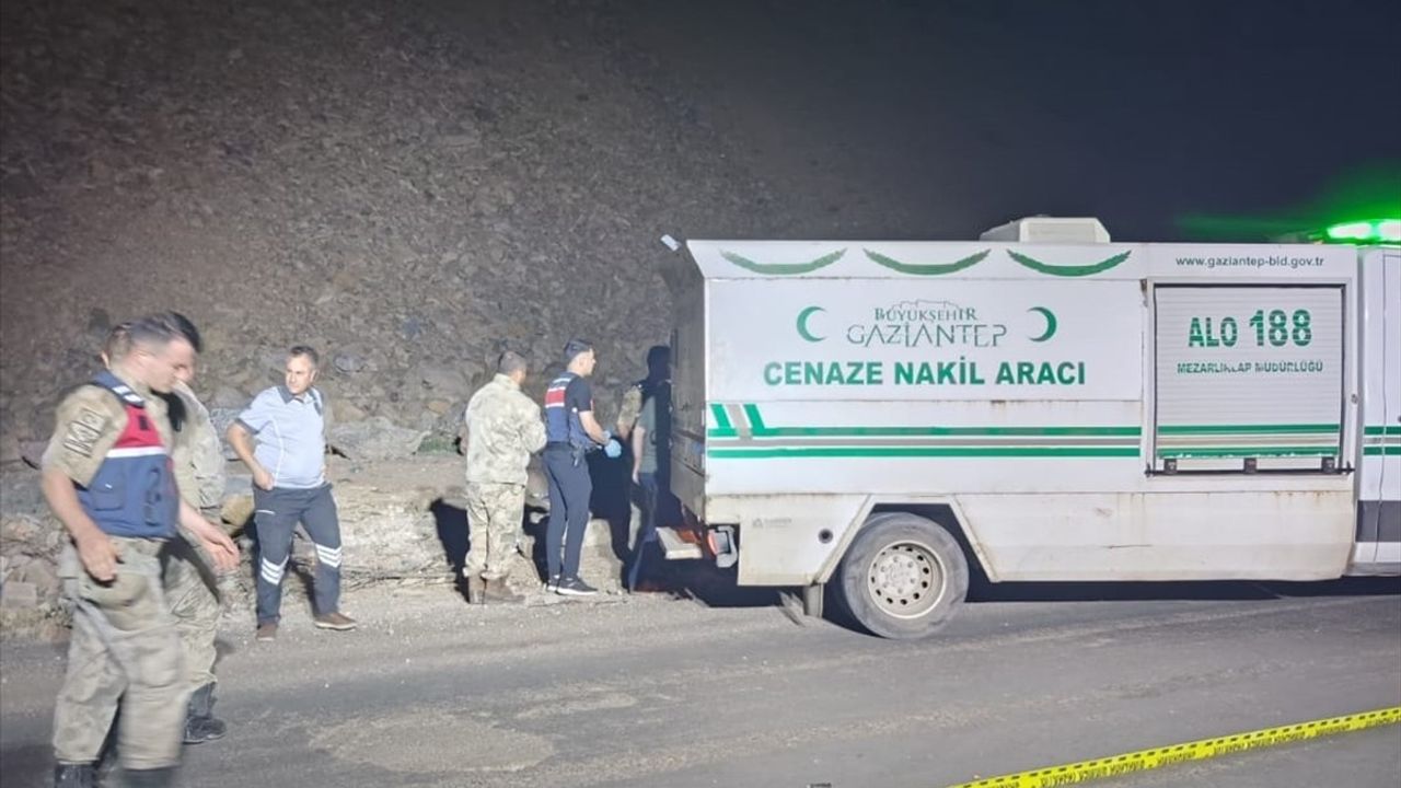 Gaziantep'te Motosiklet Kazasında İki Genç Hayatını Kaybetti