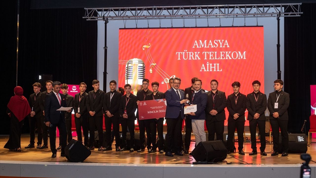 Genç Sesler Medeniyet Ezgileri Musiki Yarışması'nın Kazananları Belli Oldu