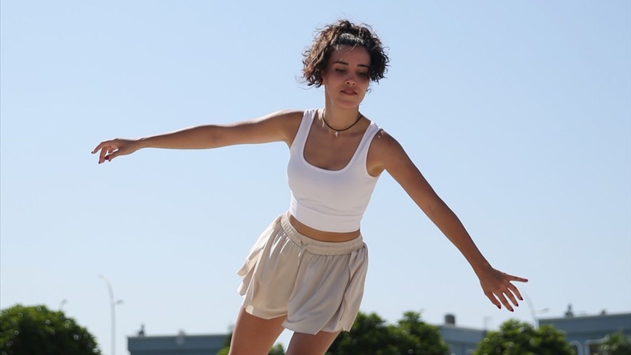 Gökçen Bahadır'ın Buz Patenindeki Başarı Hikayesi