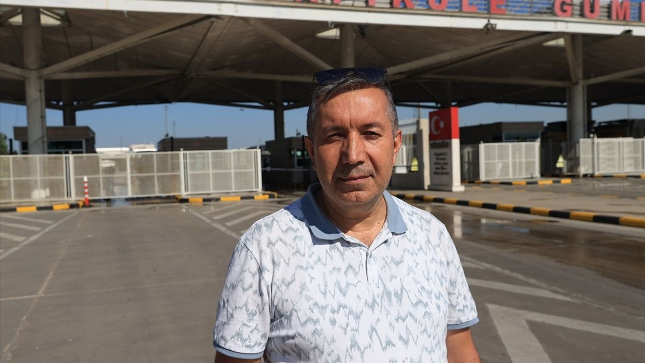 Gurbetçilerin Türkiye'ye Dönüş Sevinci Sınırda Başlıyor