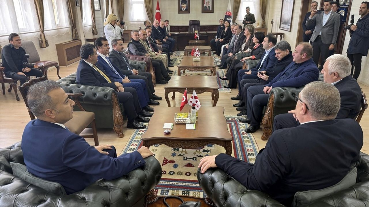 Gürcistan Ahıska Bölge Valisi Gelashvili, Ardahan'ı Ziyaret Etti