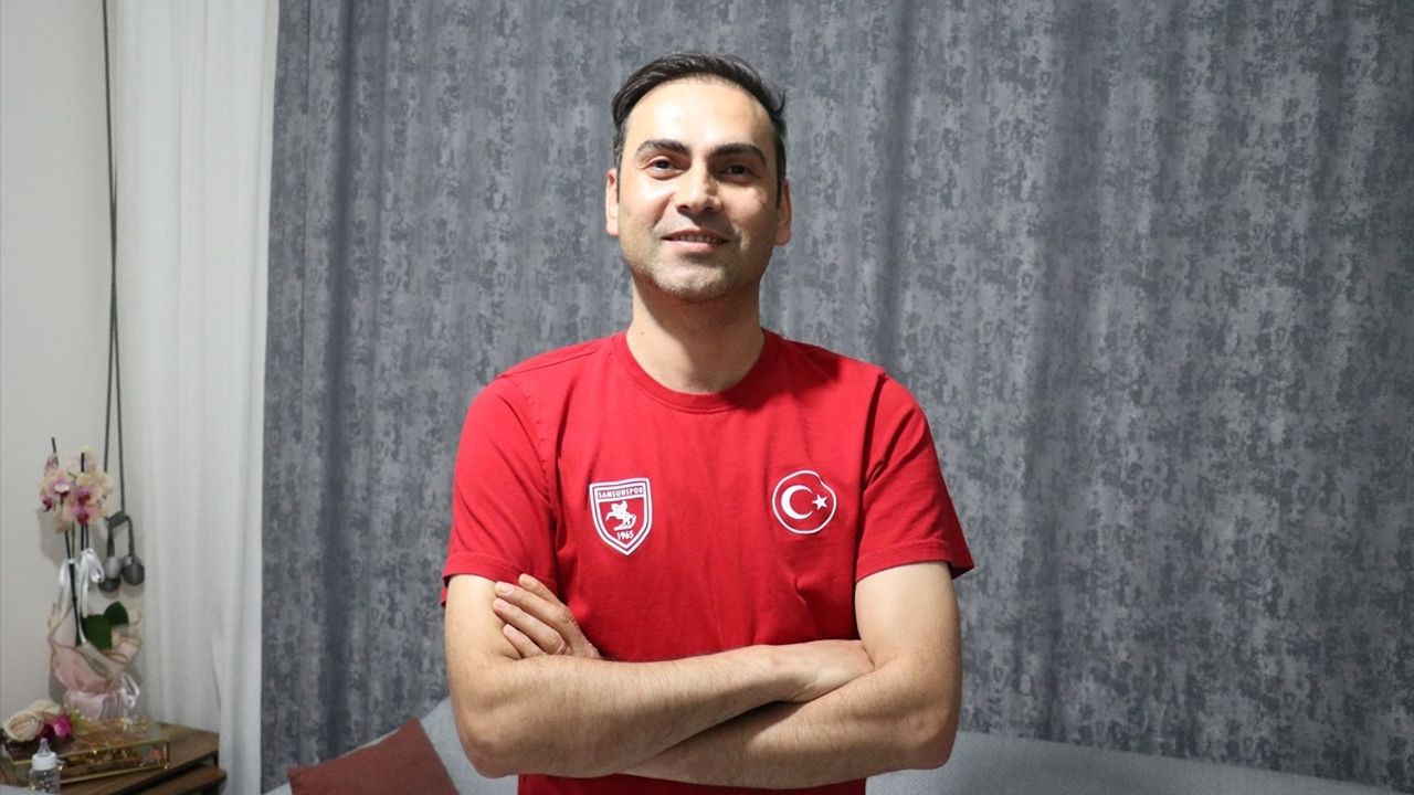Güvenlik Görevlisi, Heimlich Manevrası ile Kediyi Kurtardı
