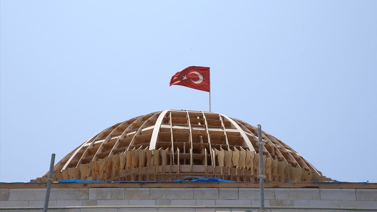 Habib-i Neccar Camisi'nin Restorasyon Çalışmaları Devam Ediyor