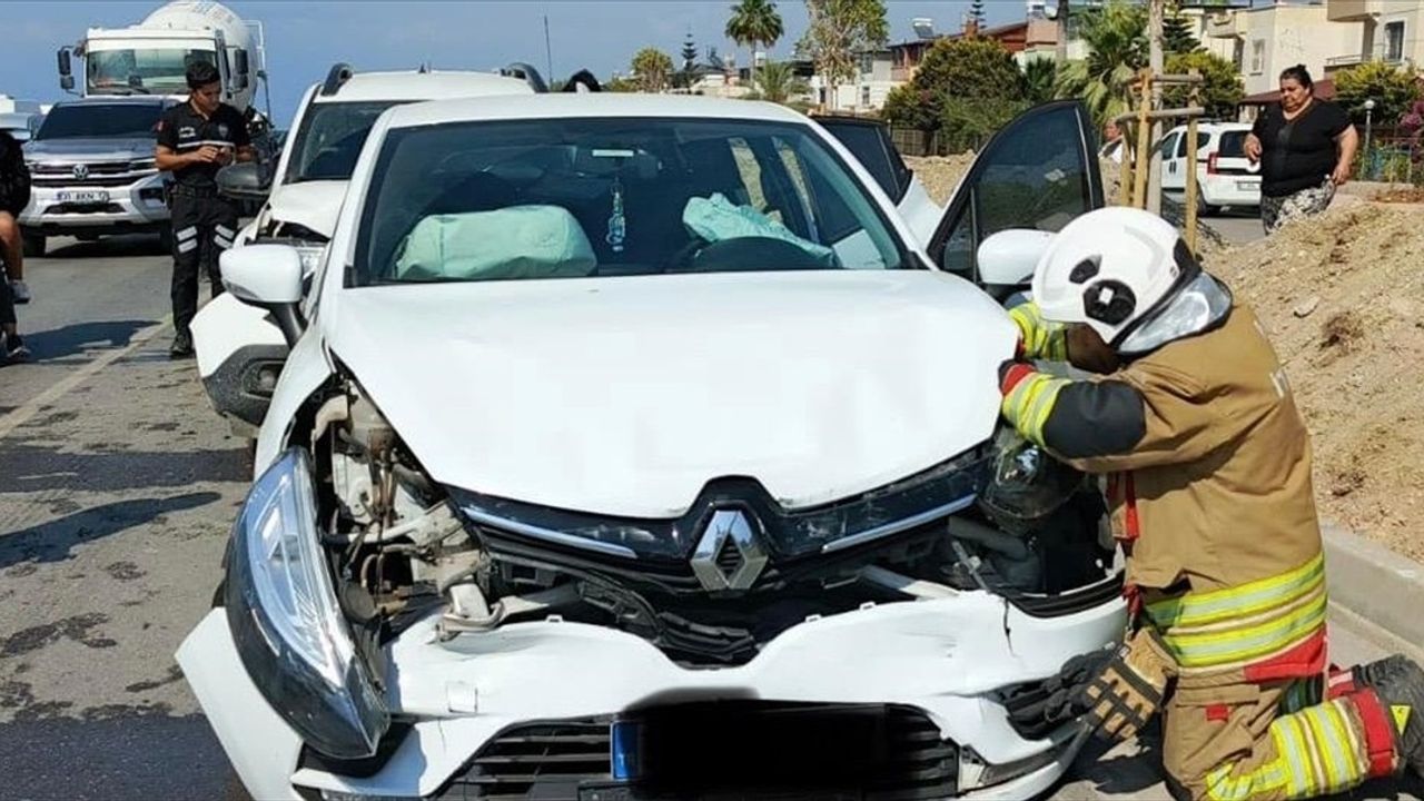 Hatay'da Zincirleme Trafik Kazasında Bir Yaralı