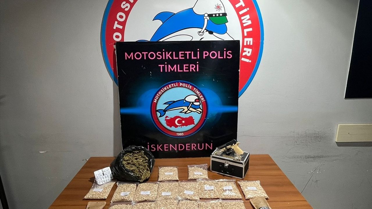 Hatay'ın İskenderun İlçesinde 33 Bin 433 Uyuşturucu Hap Ele Geçirildi