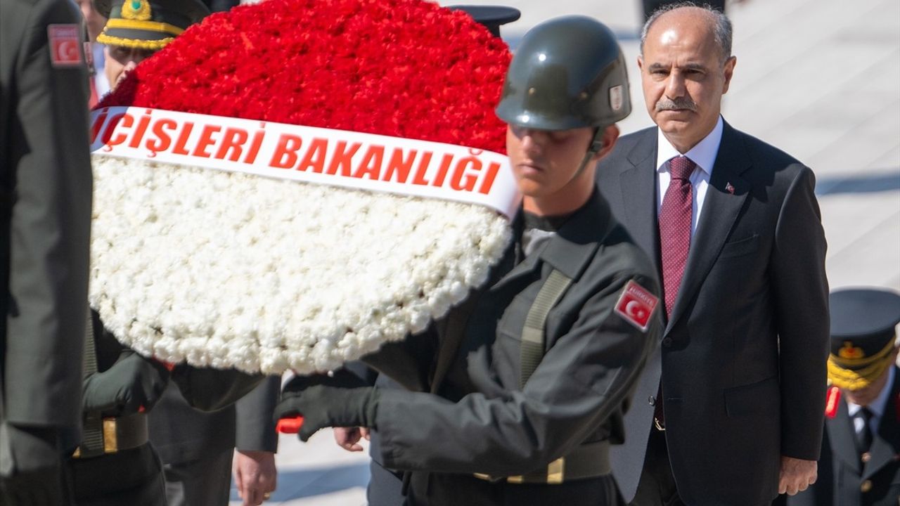 İçişleri Bakan Yardımcısı Aktaş, Jandarma Teşkilatı'nın 186. Yıl Dönümünde Anıtkabir'i Ziyaret Etti