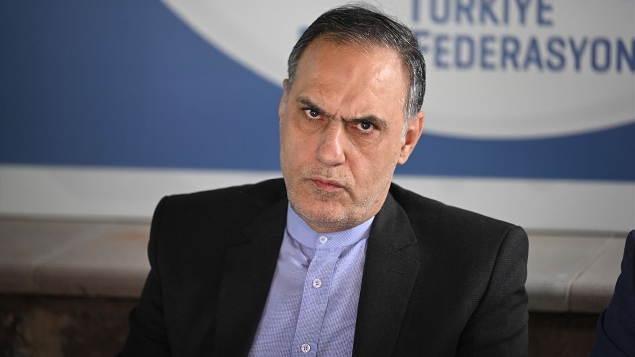 İran Büyükelçisi Habibullahzade: Ateşkes Terimini Kabul Etmiyoruz