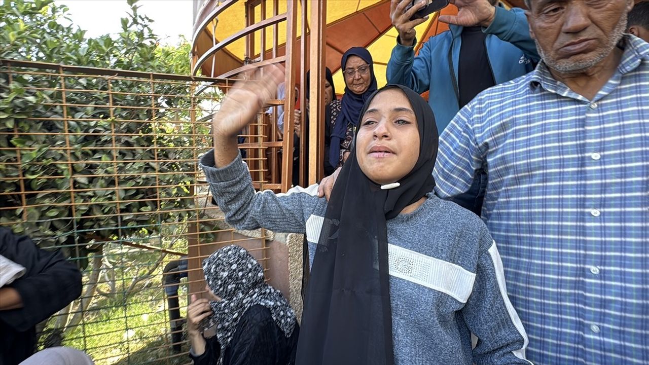 İsrail Ordusu, Gazze'deki Filistinlilerin Üzerine Ateş Açtığını Kabul Etti