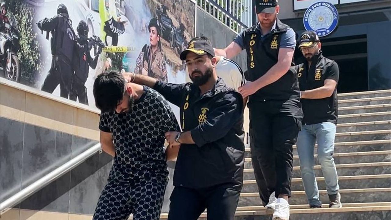 İstanbul'da Çalıntı Plakalı Araçla Kasa Hırsızlığı: Üç Zanlı Tutuklandı