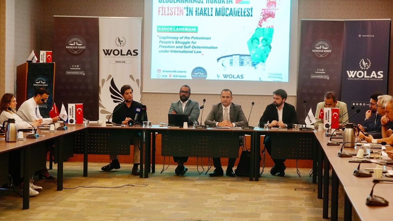 İstanbul'da Filistin Halkının Mücadelesinin Meşruiyeti Raporu Tanıtıldı