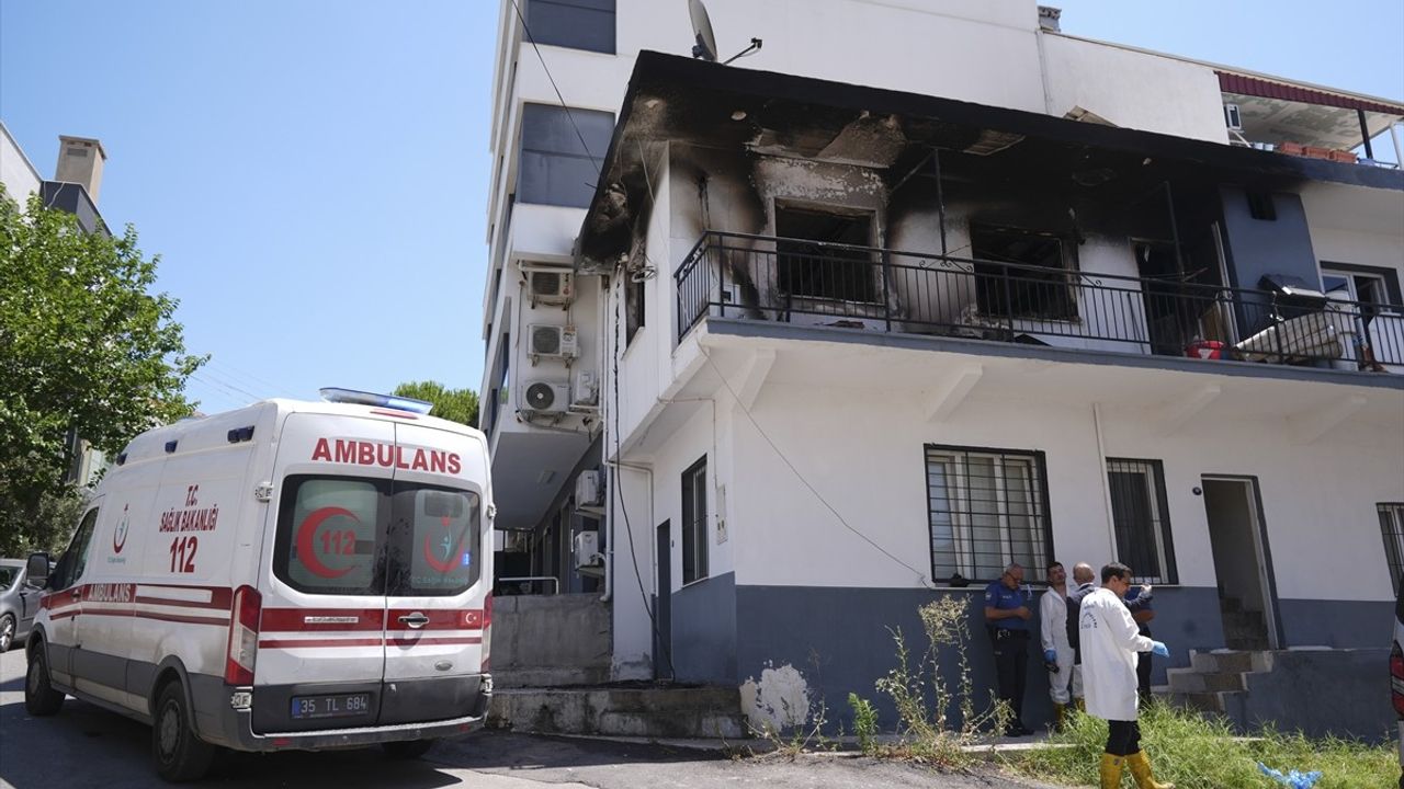 İzmir'de KOAH Hastası Kadının Evinde Yangın Çıktı: Hayatını Kaybetti