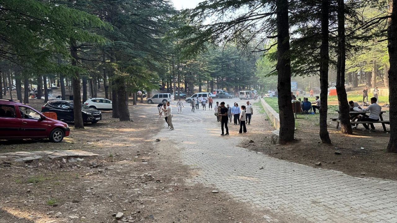 Kahramanmaraş Yavşan Yaylası'nda Kurban Bayramı Yoğunluğu
