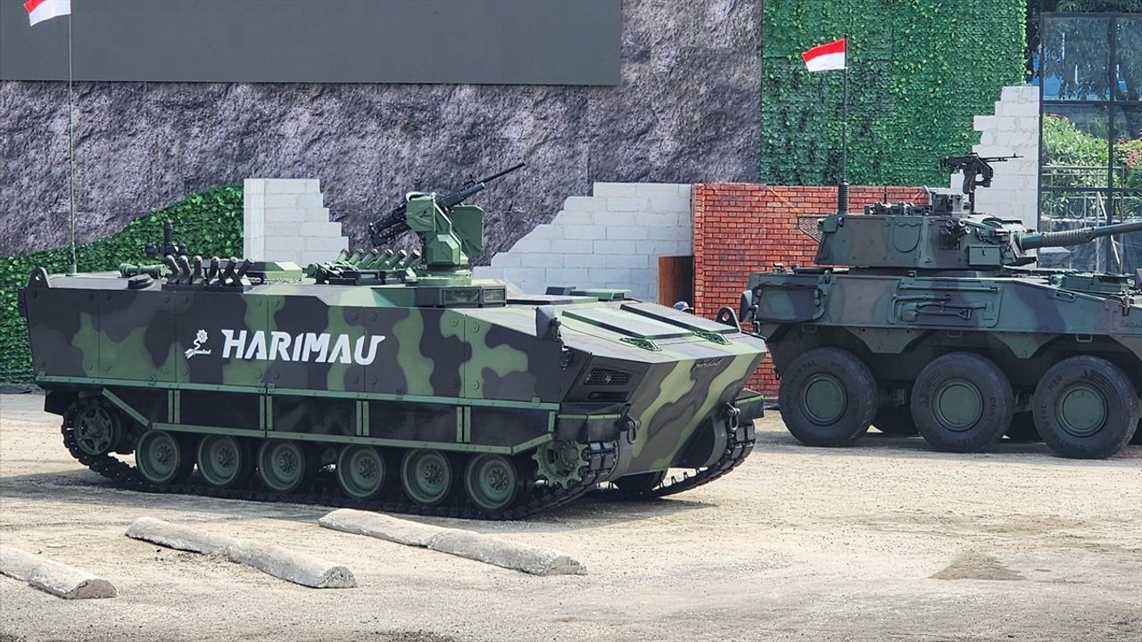 KAPLAN Zırhlı Personel Taşıyıcı Endonezya'da Tanıtıldı