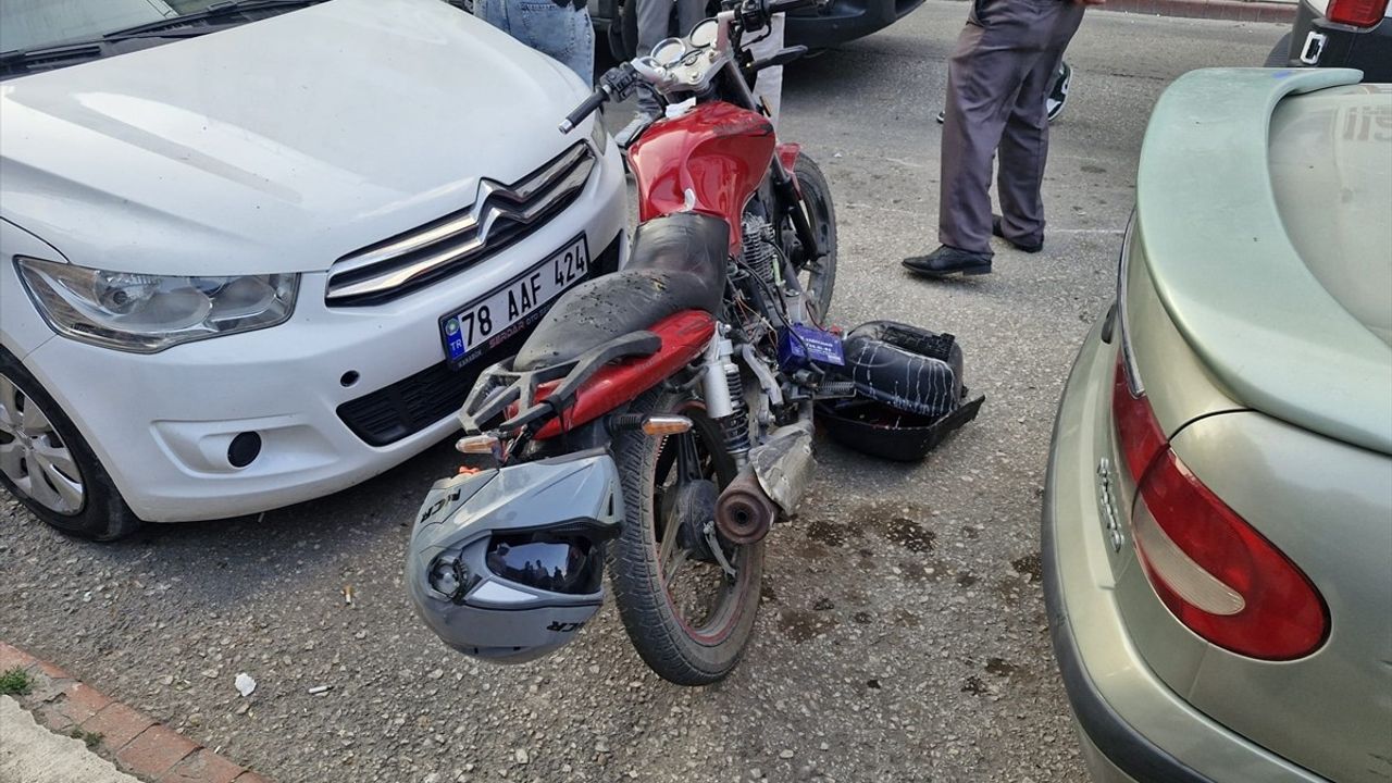 Karabük'te Meydana Gelen Trafik Kazalarında 4 Yaralı