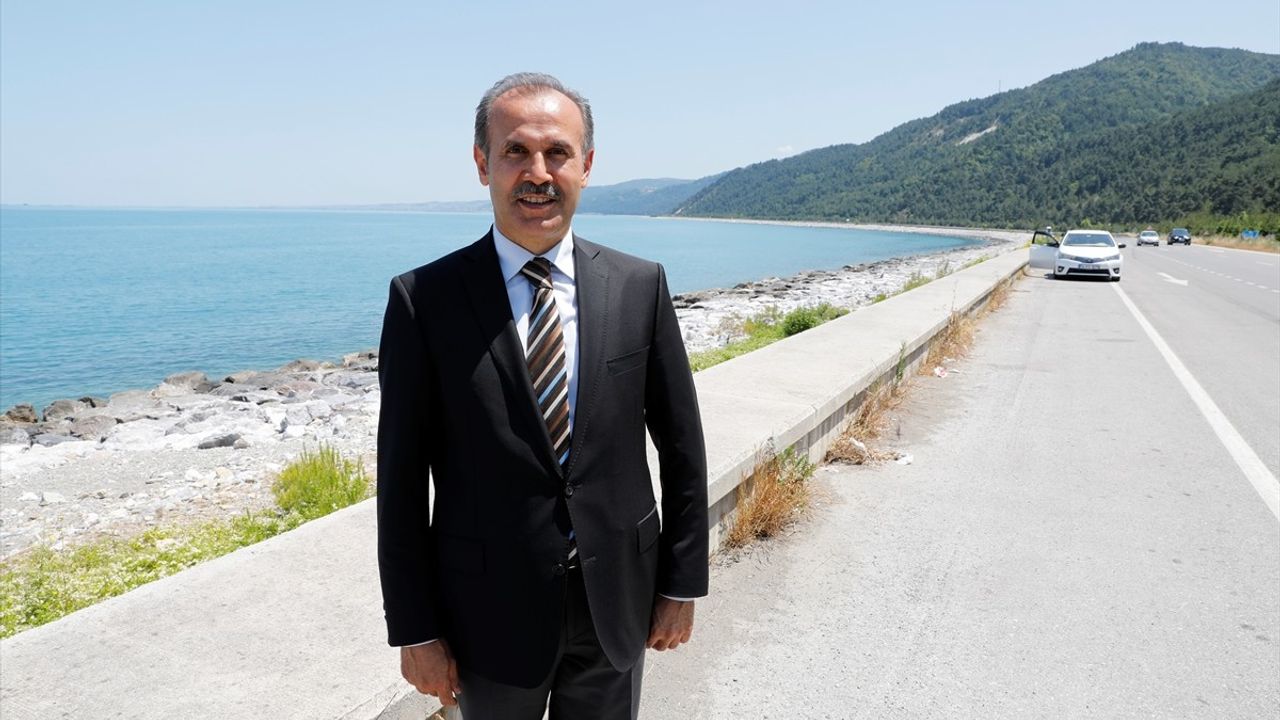 Karadeniz Sahil Yolu'nun Samsun-Sinop Bölümü: Sürücülere Eşsiz Manzaralar Sunuyor