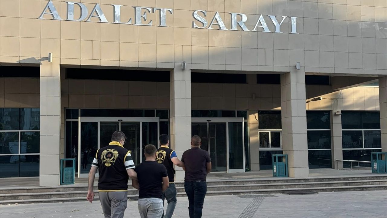 Kilis'te Pompalı Tüfekle Ateş Eden Üç Şüpheli Tutuklandı