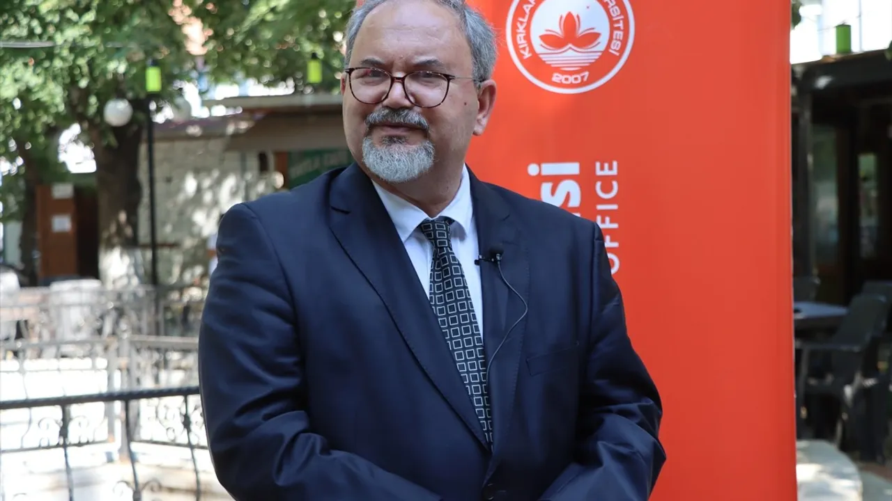 Kırklareli'nde 'Bilim Kafe' Buluşmalarında Şekerin Vücuda Etkisi Konuşuldu