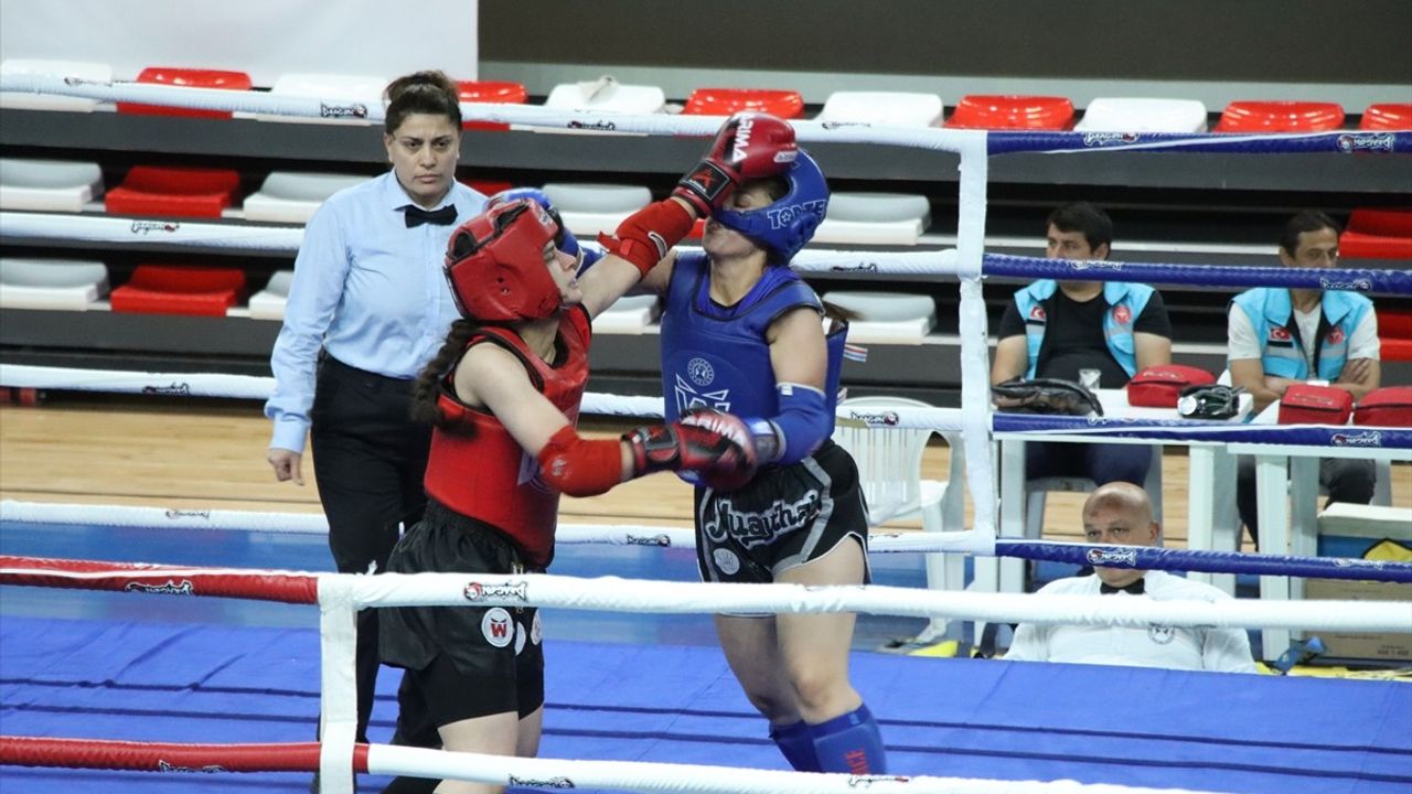 Kırklareli'nde Hayrullah Camadan Gençler Türkiye Muaythai Şampiyonası Devam Ediyor