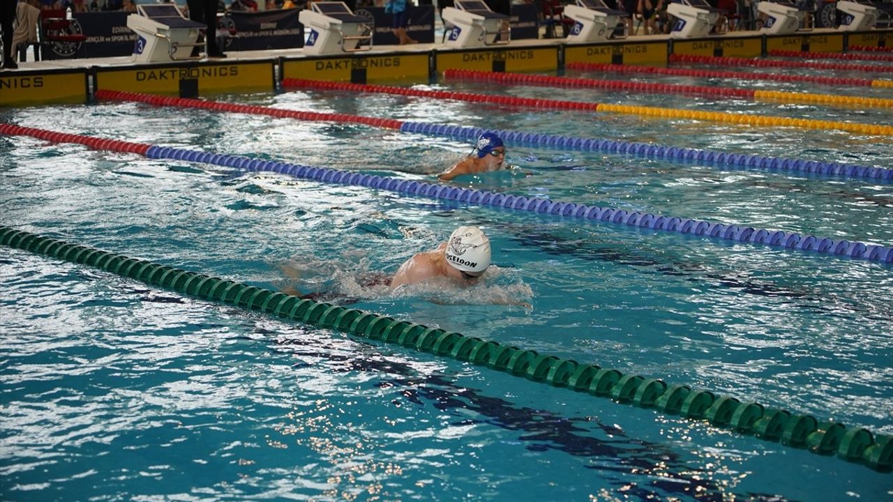 Kırkpınar Yüzme Şenliği Edirne'de Devam Ediyor