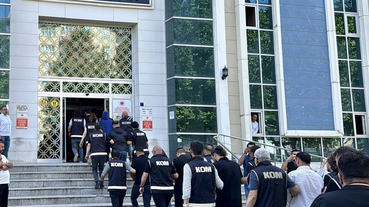 Kırşehir'de Yağma, Tefecilik ve Dolandırıcılık Operasyonu: 9 Zanlı Yakalandı