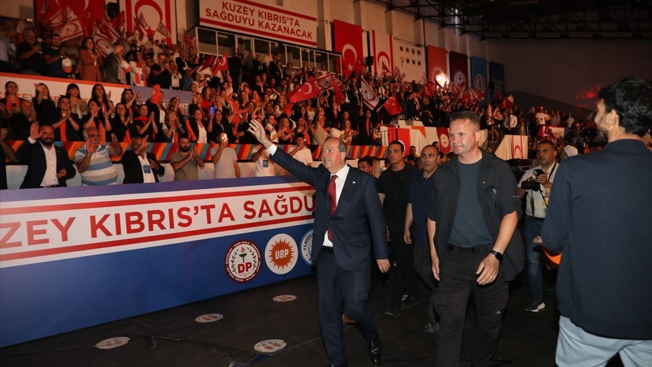 KKTC Koalisyon Hükümeti, Cumhurbaşkanı Tatar'a Destek Verdi