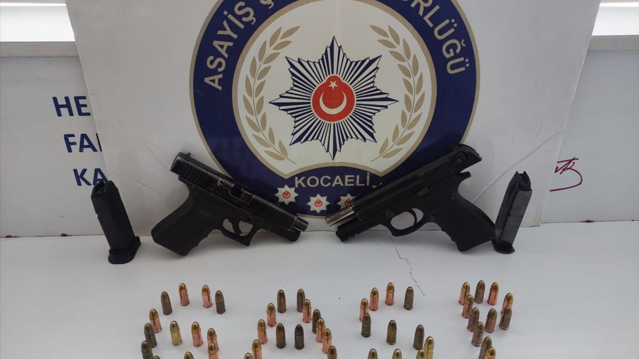 Kocaeli Darıca'da İş Yerinin Kurşunlanması Olayında İki Şüpheli Tutuklandı