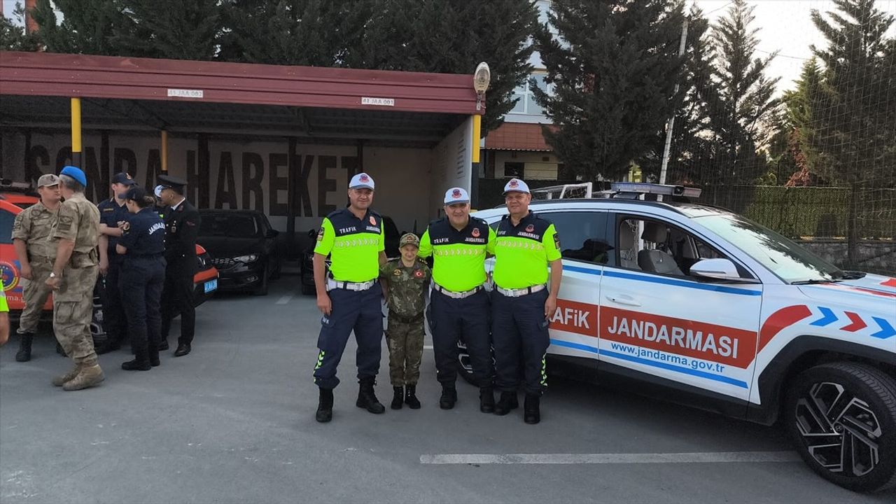 Kocaeli'de Bir Günlük Temsili Askerlik: Murat'ın Hayali Gerçekleşti