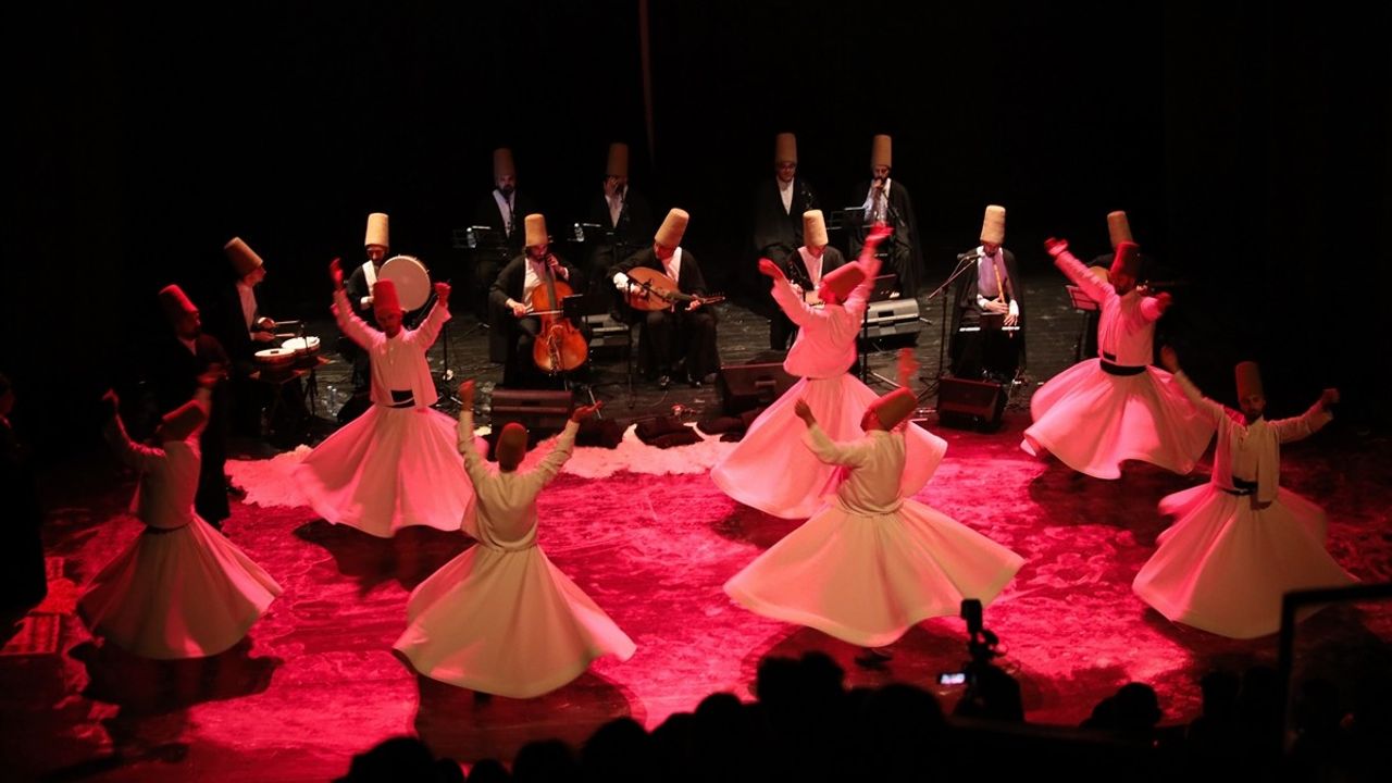 Konya Büyükşehir Belediyesi'nden Tunus'ta etkileyici Sema gösterisi