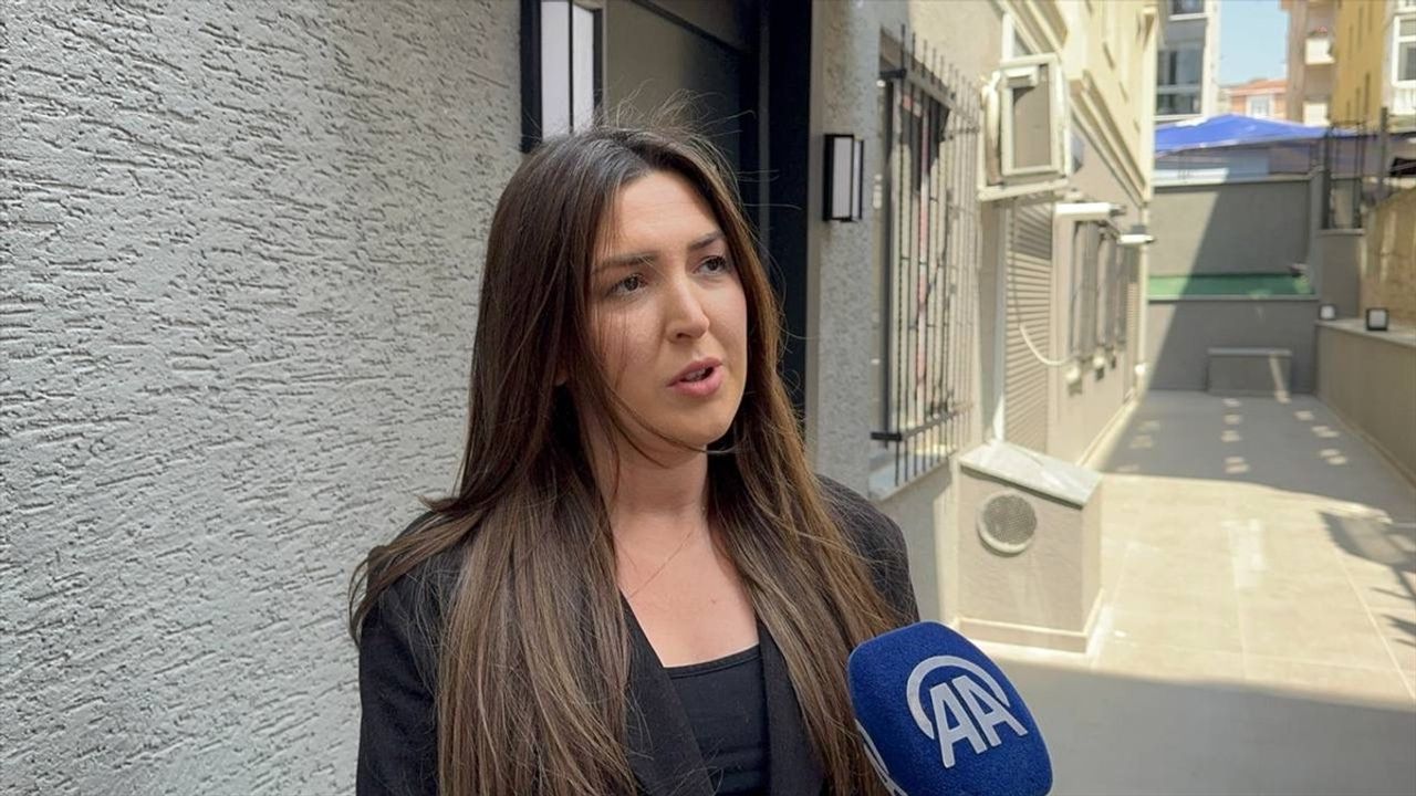 Küçükçekmece'de 500 Bin Liralık Ziynet Eşyası Hırsızlığı Şüphelileri Aranıyor