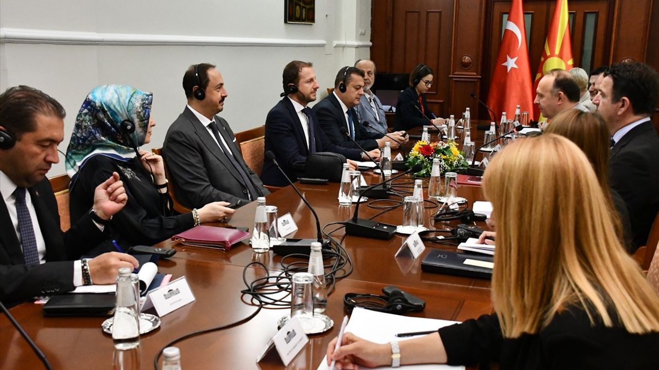 Kuzey Makedonya Meclis Başkanı Gashi, AK Parti Milletvekili Kılıç'ı Kabul Etti