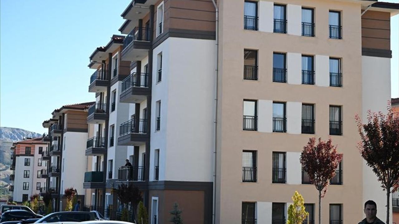 Malatya'da Deprem Konutları ve İşyeri Yapımları Devam Ediyor