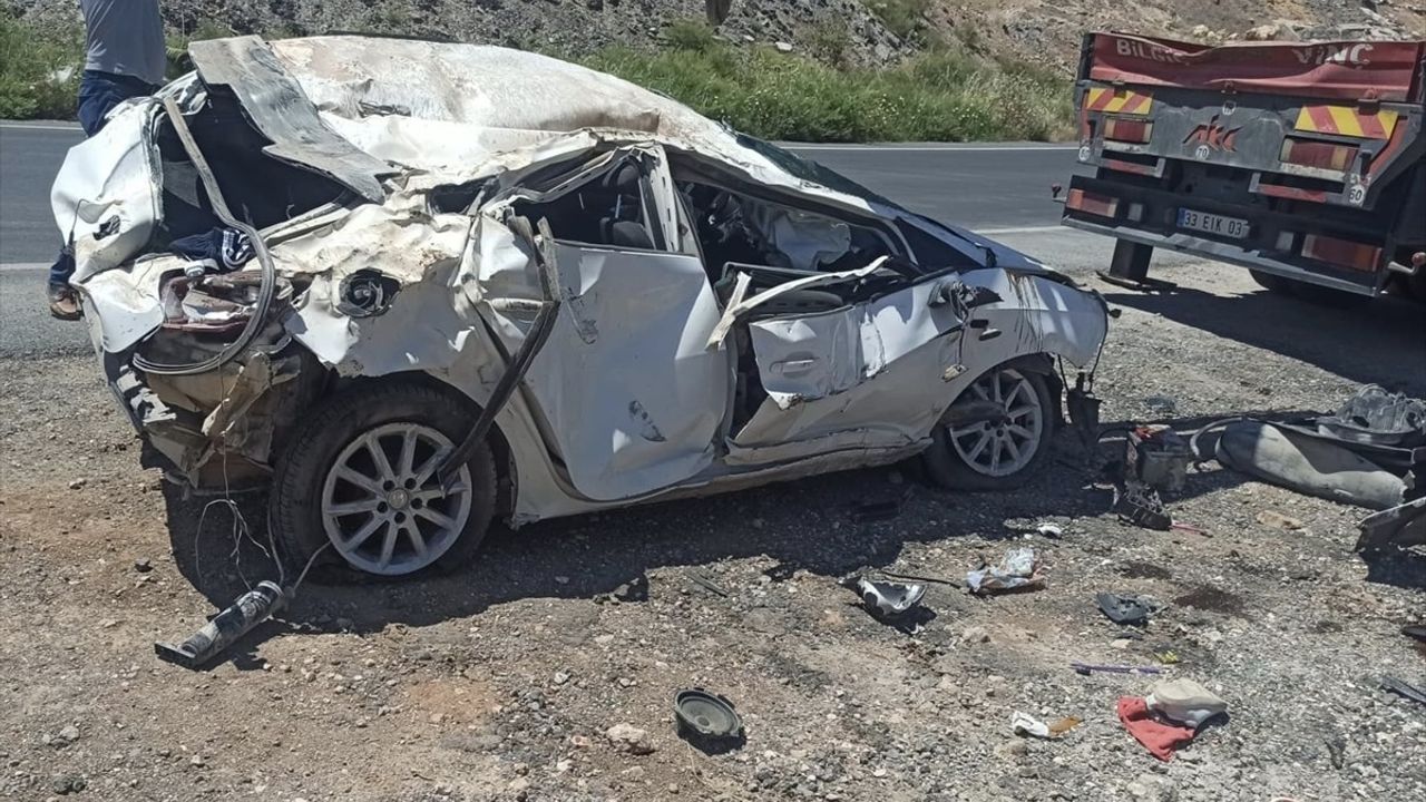 Mardin'de Trafik Kazası: 1 Ölü, 1 Yaralı