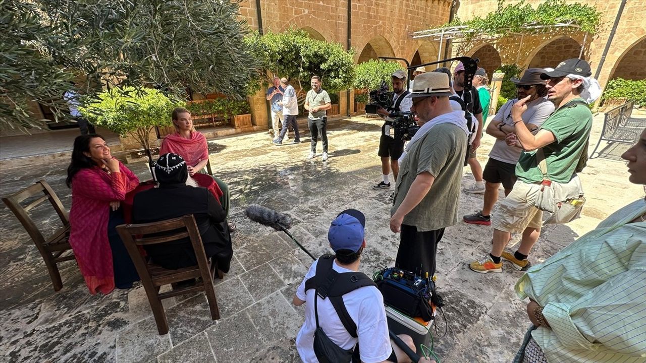 Mardin'in Tarihi ve Doğal Güzellikleri 'Gezgin' Belgeseliyle Dünya Önüne Çıkıyor