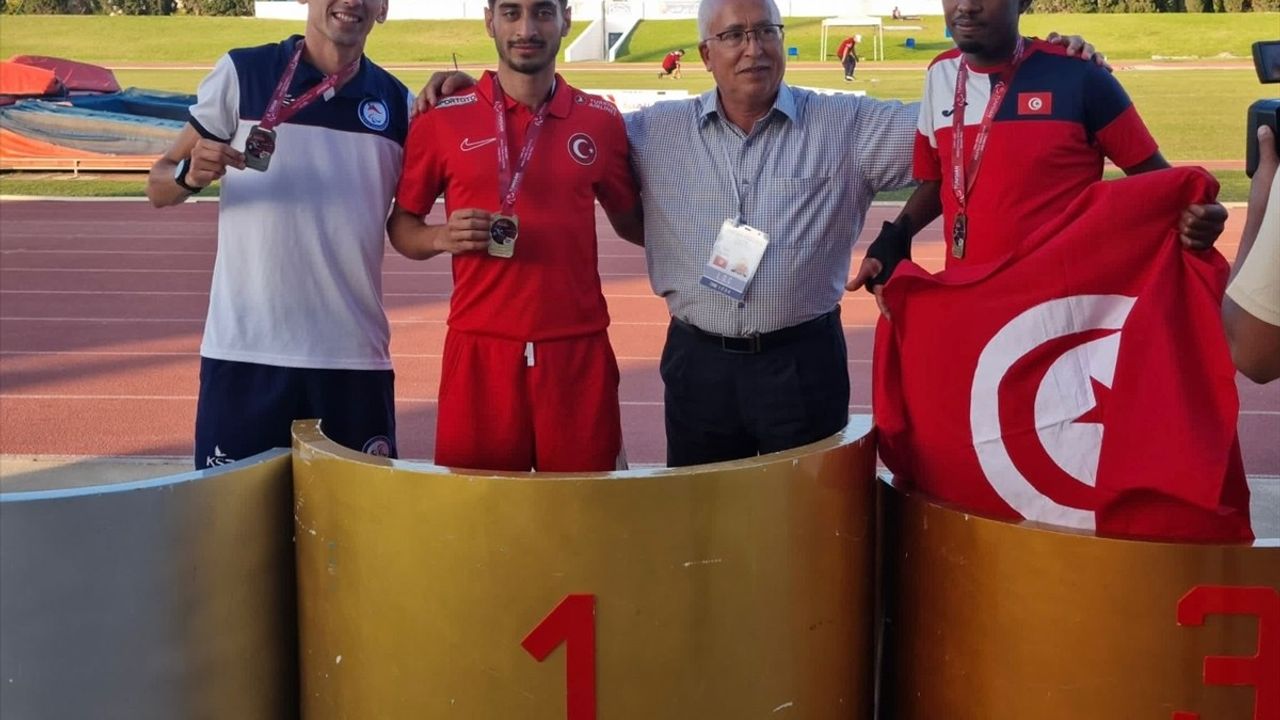 Mehmet Emin Eğilmez, Tunus'ta 1500 Metrede Altın Madalya Kazandı