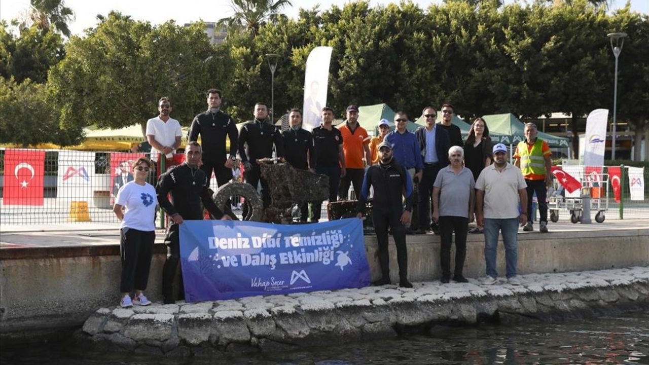 Mersin'de Çevre Haftası Etkinlikleri Kapsamında Deniz Temizliği Yapıldı