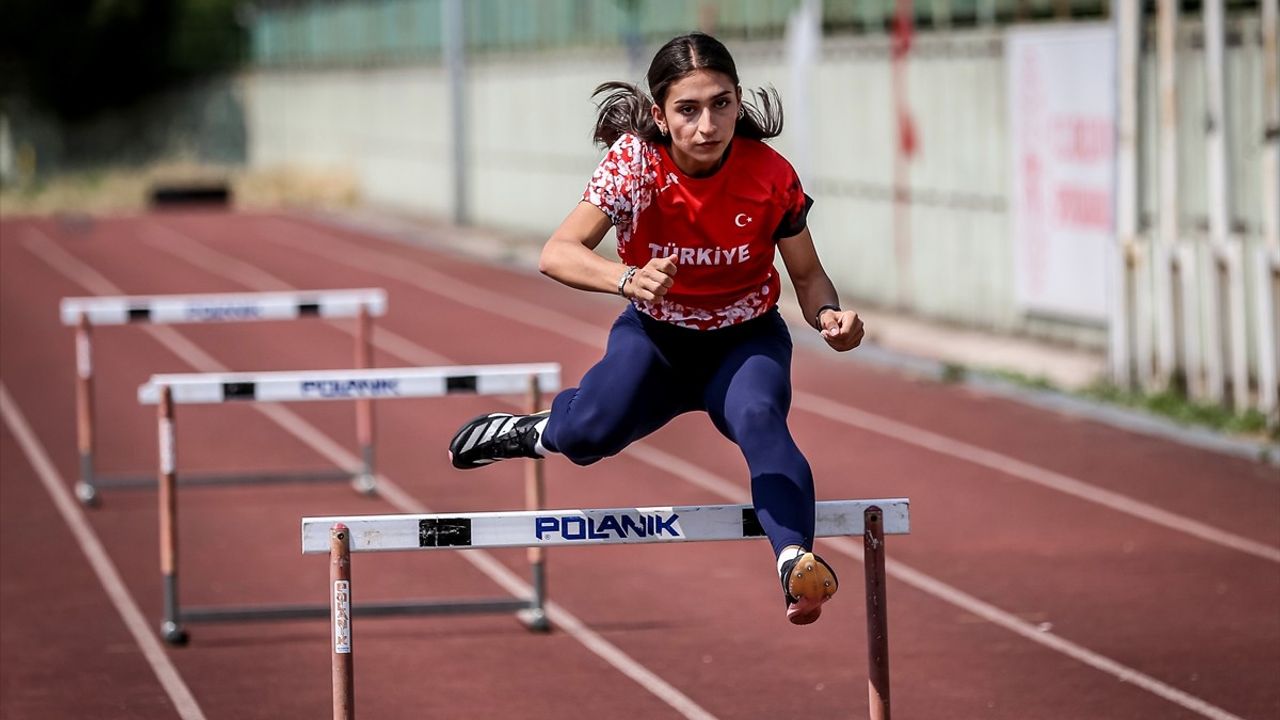 Milli Atlet Berfin Babat, EYOF'ta Altın Madalya Hedefliyor