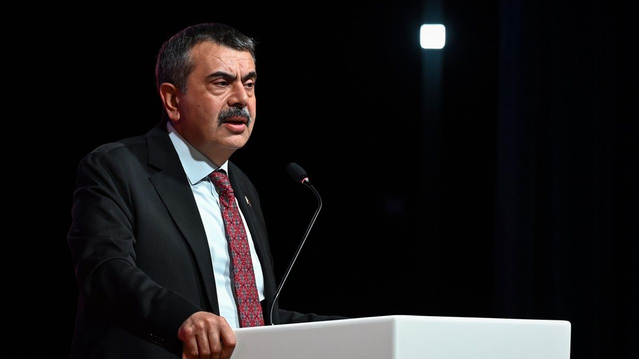 Milli Eğitim Bakanı Tekin, 'Anadolu İrfanının Eğitime Katkıları Programı'nda Açıklamalarda Bulundu