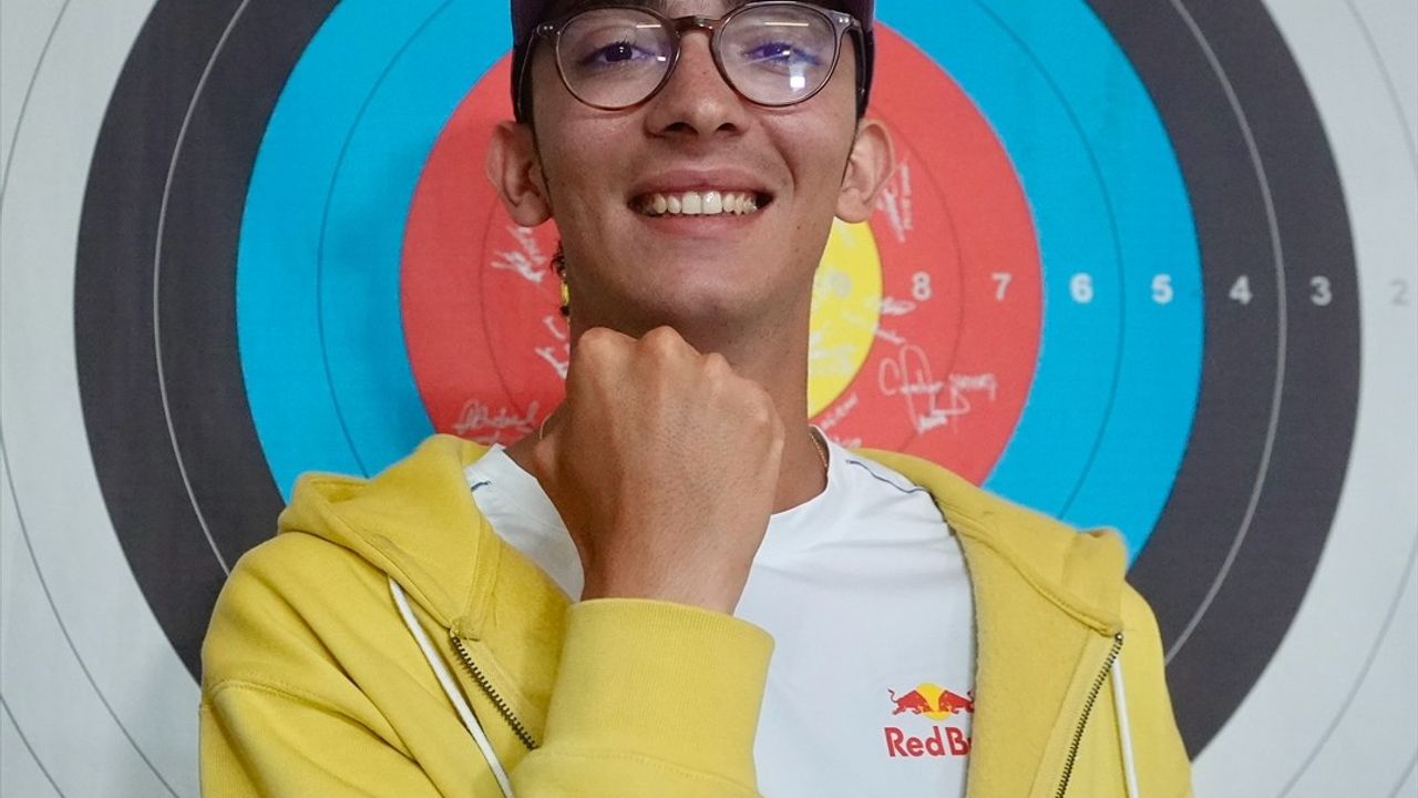 Milli Okçu Mete Gazoz, Performansından Memnuniyet Duyuyor