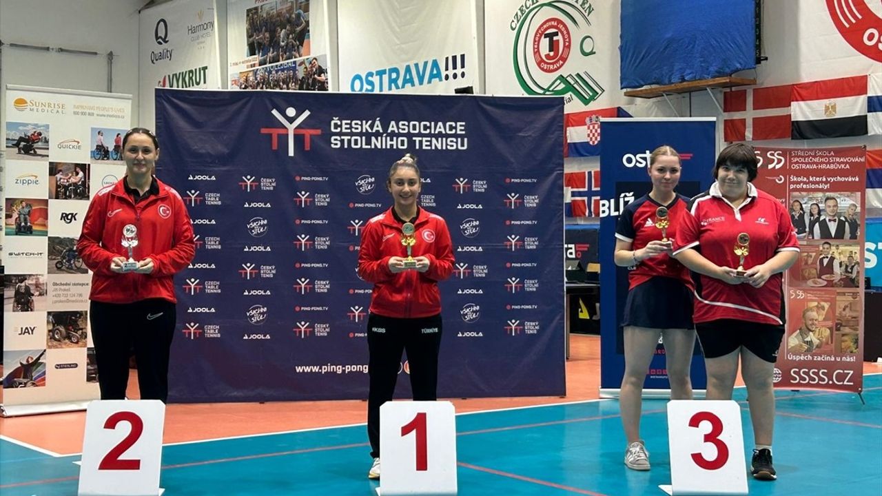 Milli Para Masa Tenisi Sporcuları Çekya'da Başarı Gösterdi