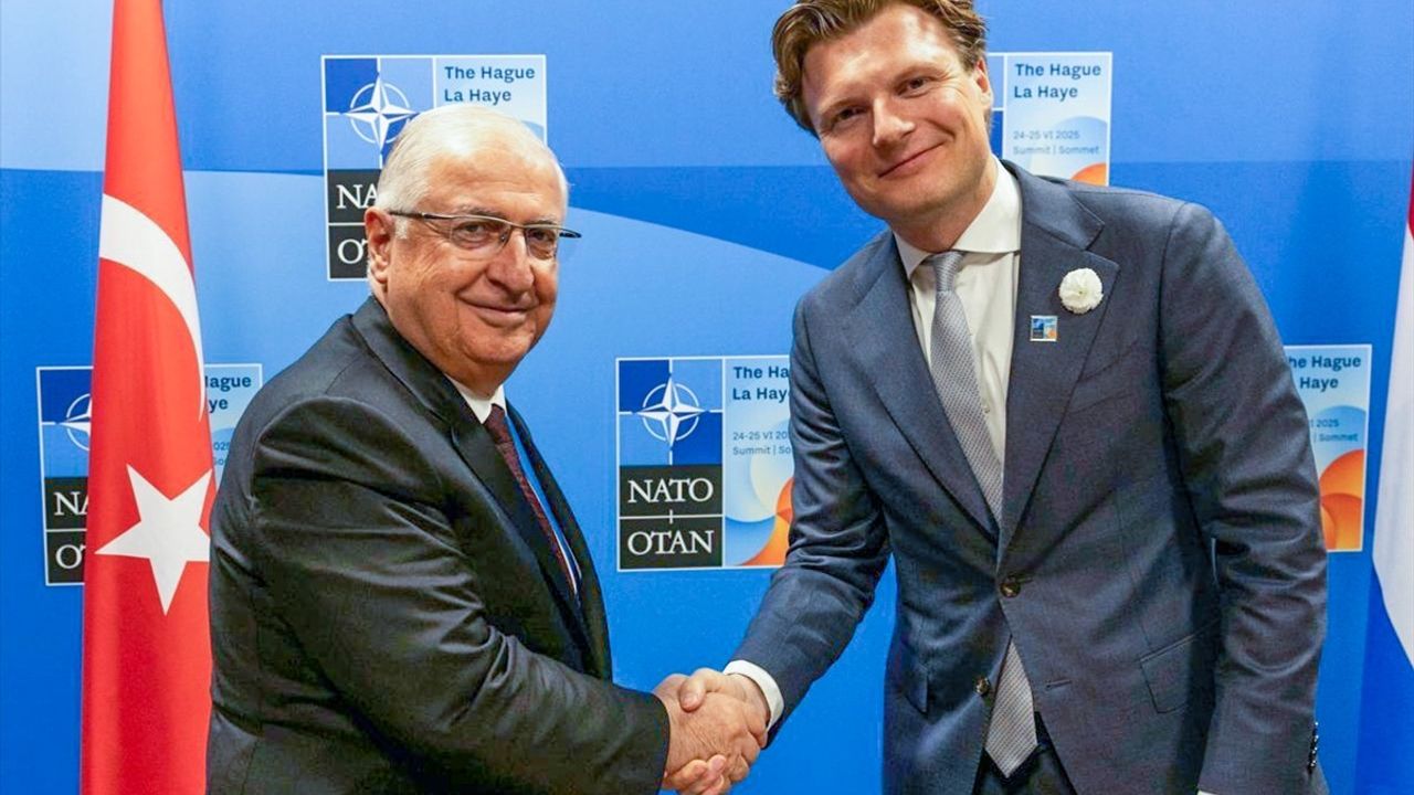 Milli Savunma Bakanı Yaşar Güler, Hollandalı Mevkidaşı Ruben Brekelmans ile Görüştü