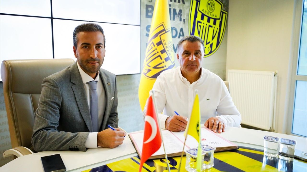 MKE Ankaragücü, Mustafa Kaplan ile Yeni Sözleşme İmzaladı
