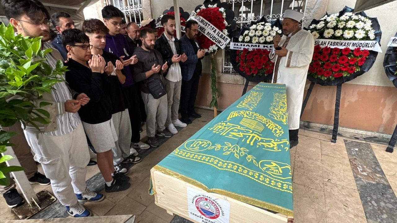 MKE Silah Fabrikası Müdürü Mustafa Gürel'in Cenazesi Giresun'da Defnedildi