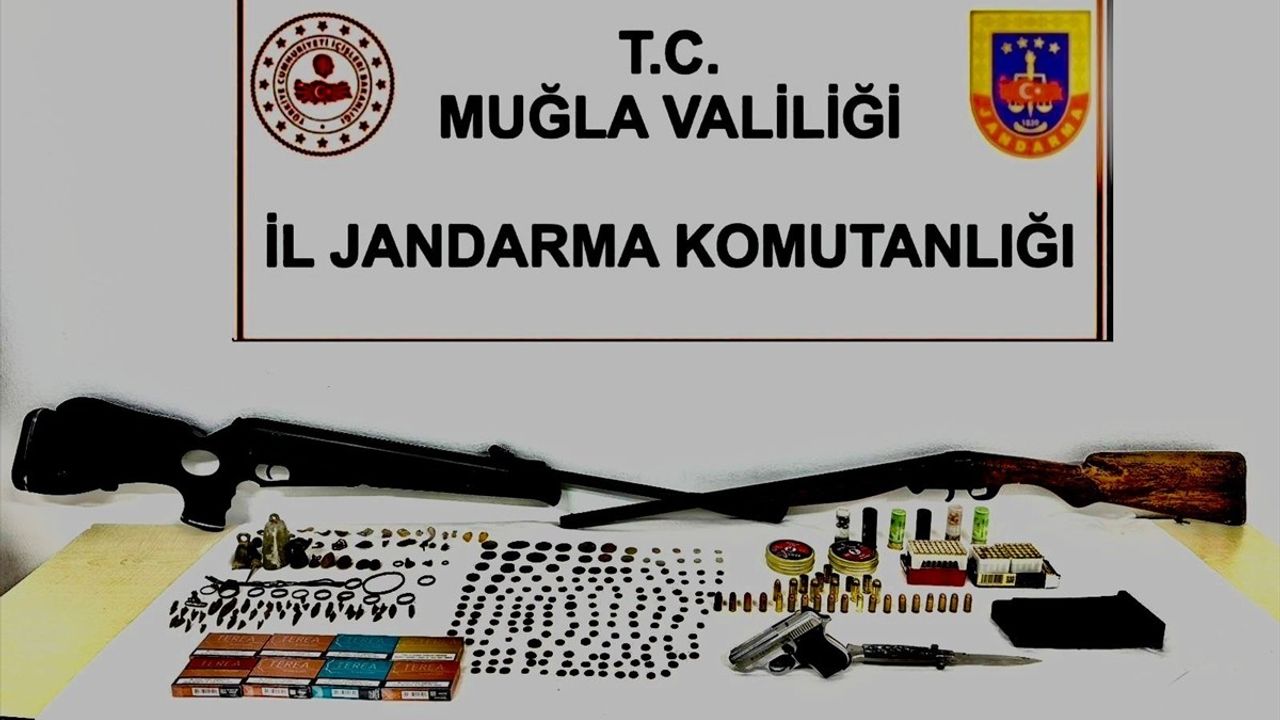 Muğla'da Tarihi Eser Kaçakçılığı Operasyonunda İki Şüpheli Gözaltına Alındı