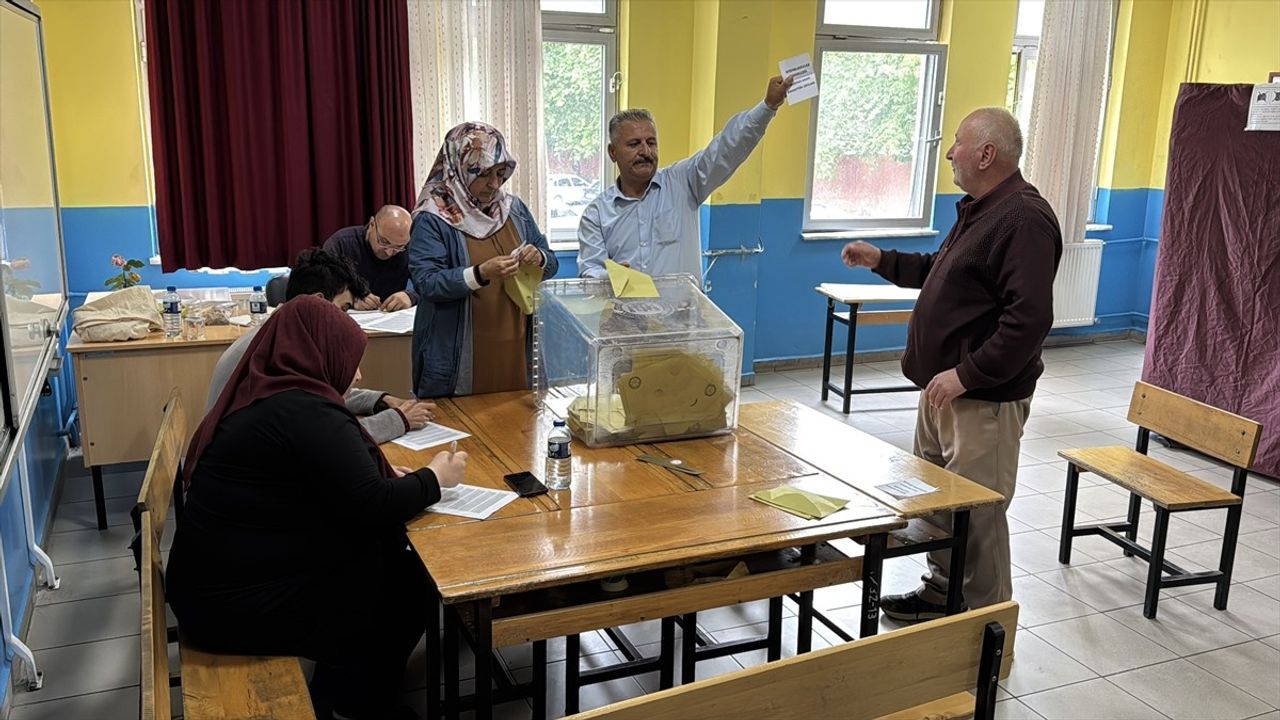 Muhtar ve İhtiyar Heyeti Seçimleri 407 Yerleşim Biriminde Tamamlandı