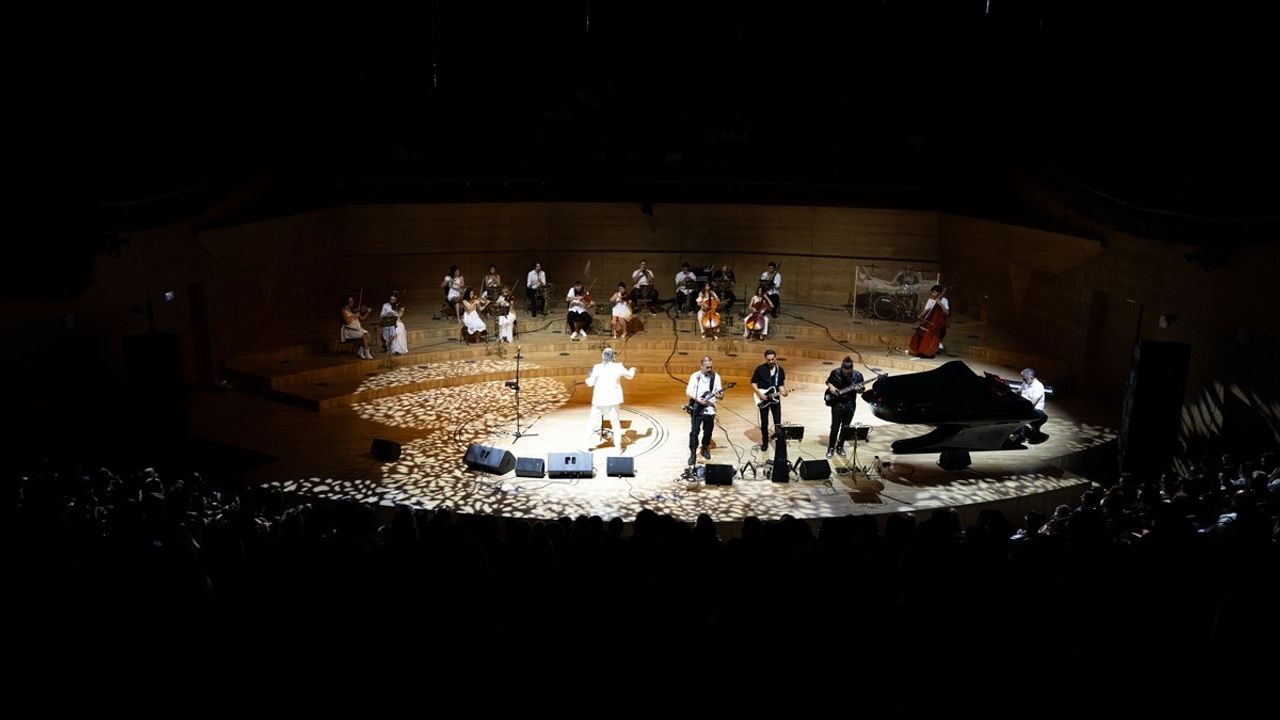 Musa Göçmen Senfoni Orkestrası, Ankara'da 'Yaza Merhaba' Konseri Verdi