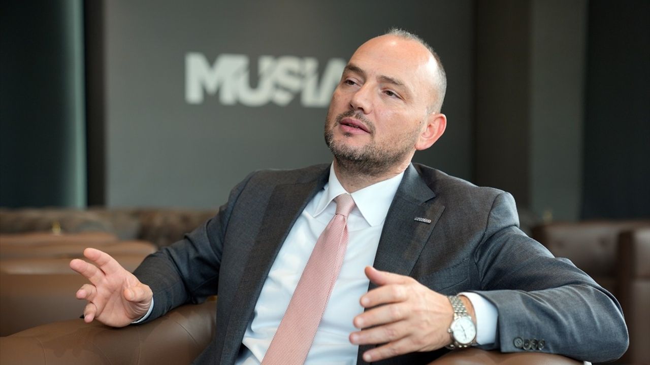 MÜSİAD Genel Başkanı Burhan Özdemir, Türkiye Ekonomisini ve Projelerini Değerlendirdi