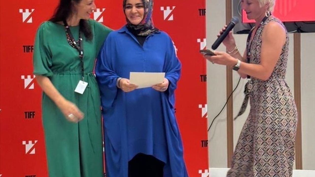 Nuray Kayacan Sünbül'ün 'HEVA' Projesi, Romanya'dan Ödül Aldı
