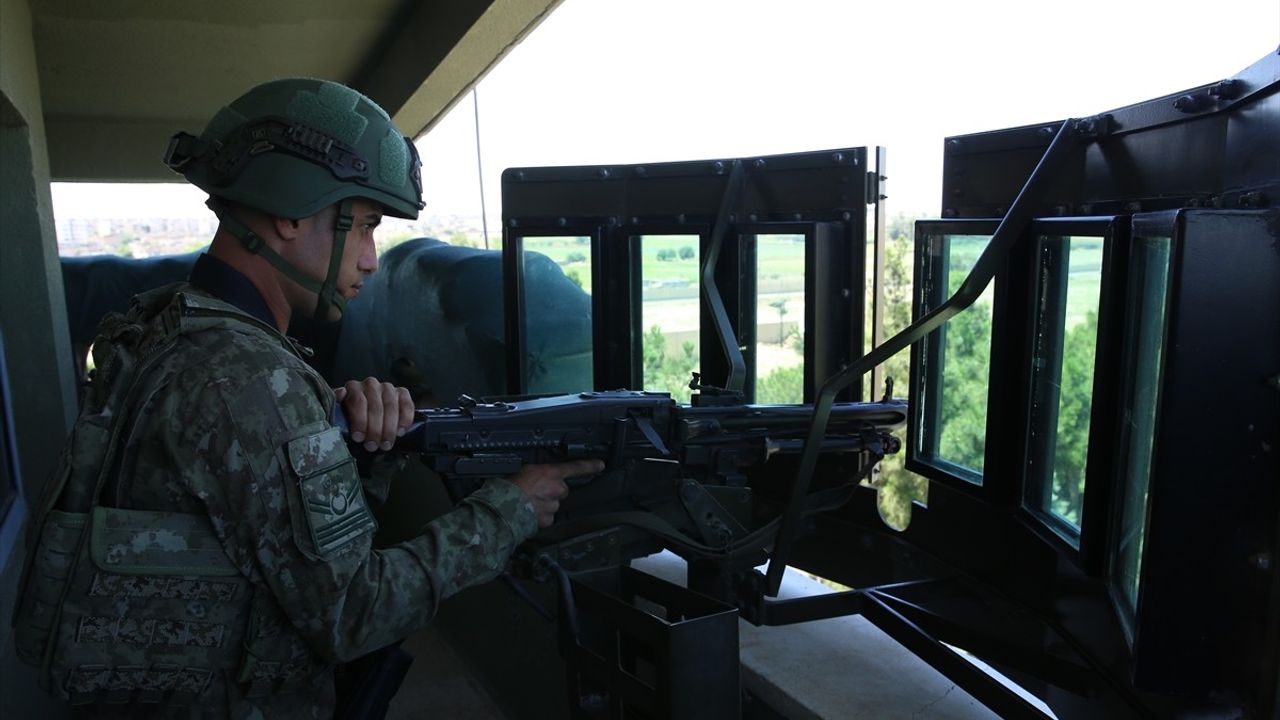 Nusaybin'deki Hudut Kartalları Bayramda Vatan Nöbetinde